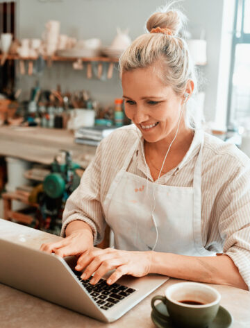 How Hamilton Businesses Are Using Social Media to Compete With Bigger Brands - Featured Image